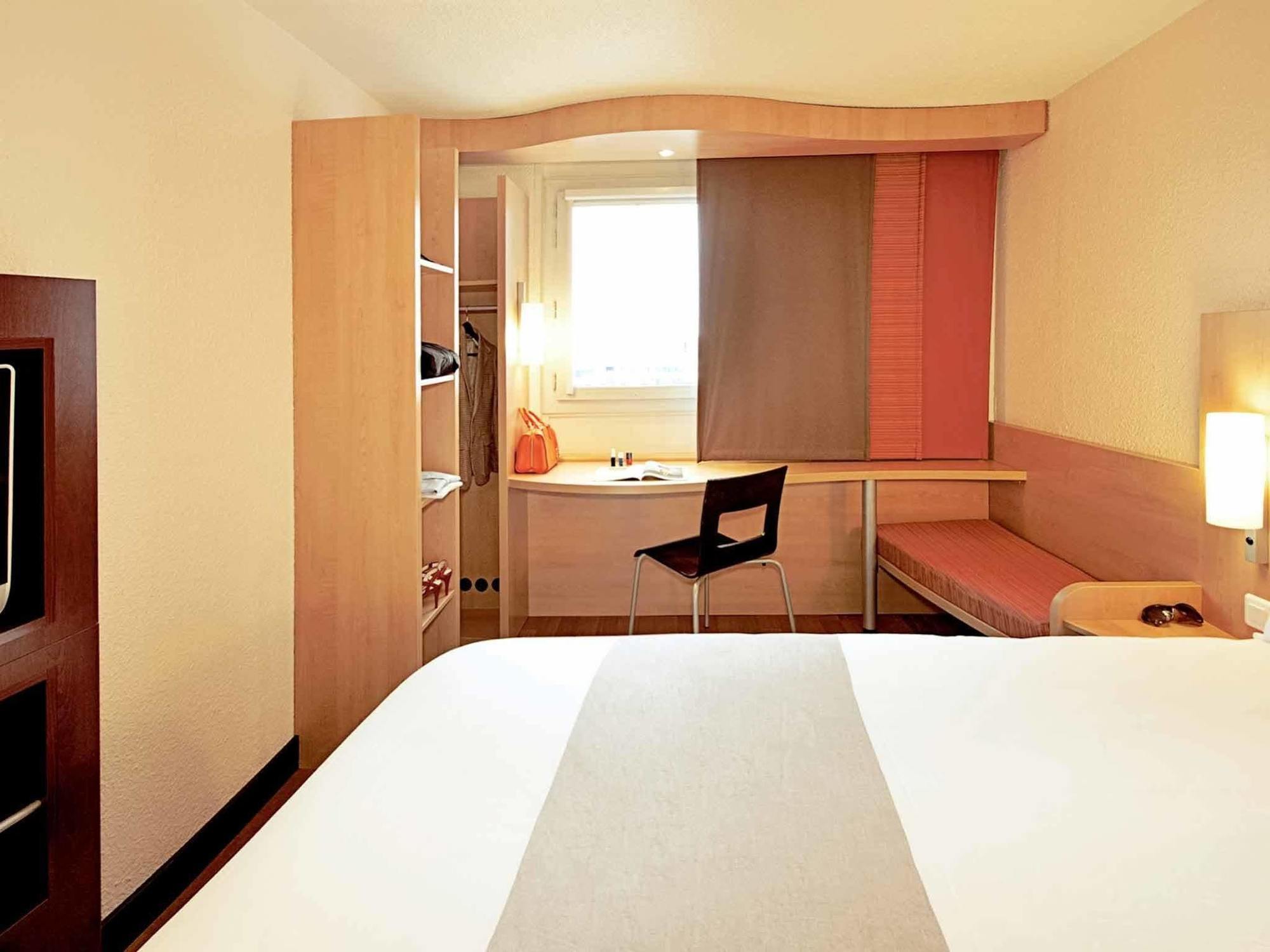 Ibis Chalons En Champagne Hotel Exterior photo